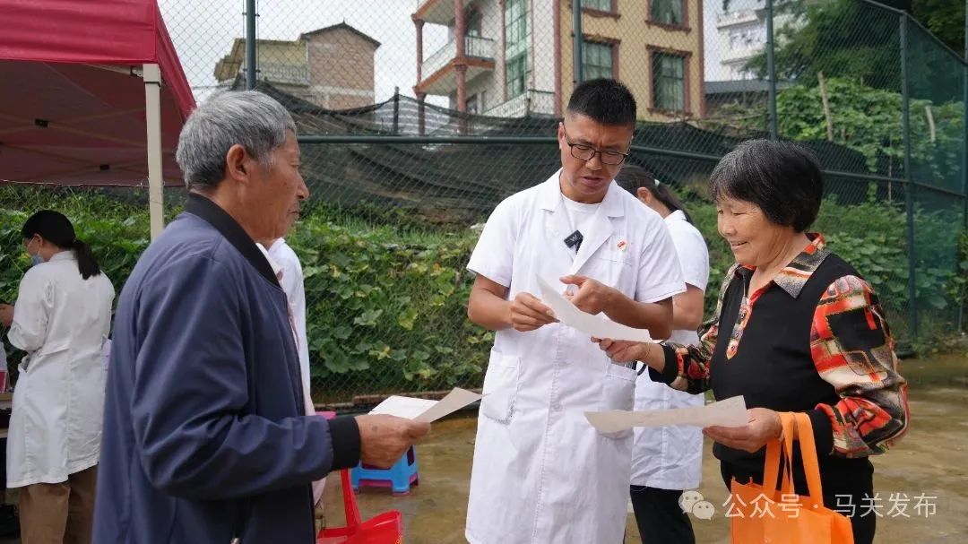黄光磊.JPG