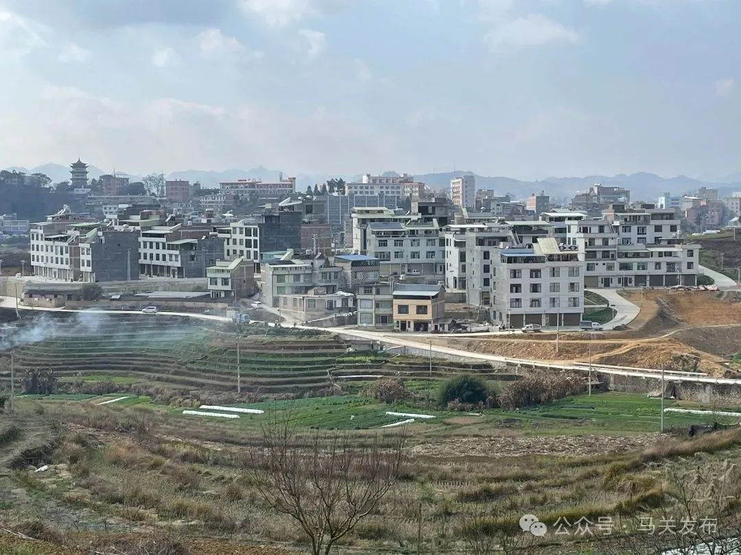 元宝坡移民新村.jpg