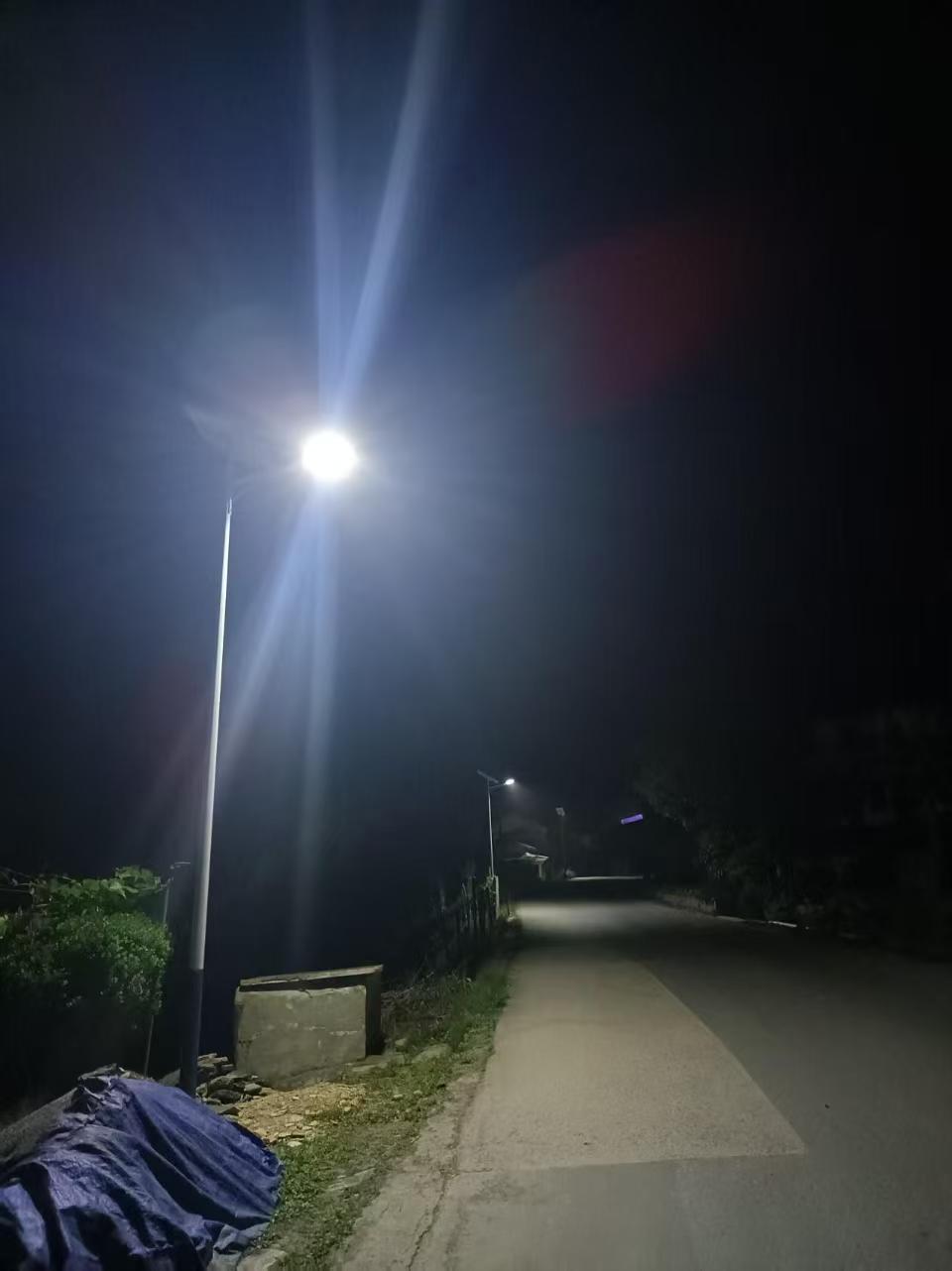 路灯照亮各村组(1).jpg