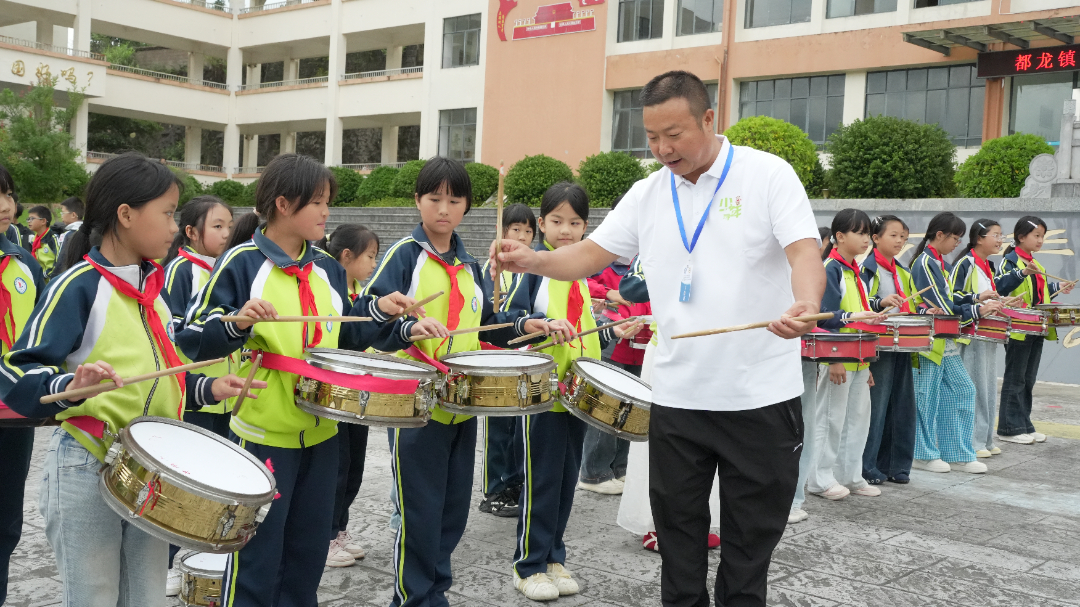 鼓号队训练.JPG